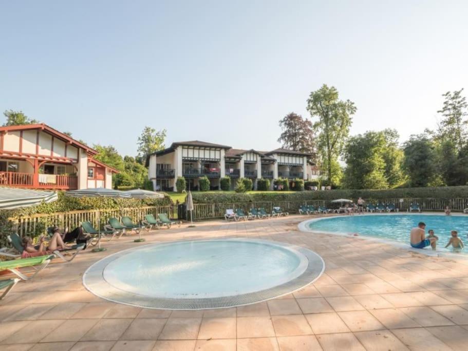 Apartamento 1-Appt Avec Piscine A St-Jean Pays-Basque Uhart-Cize Exterior foto